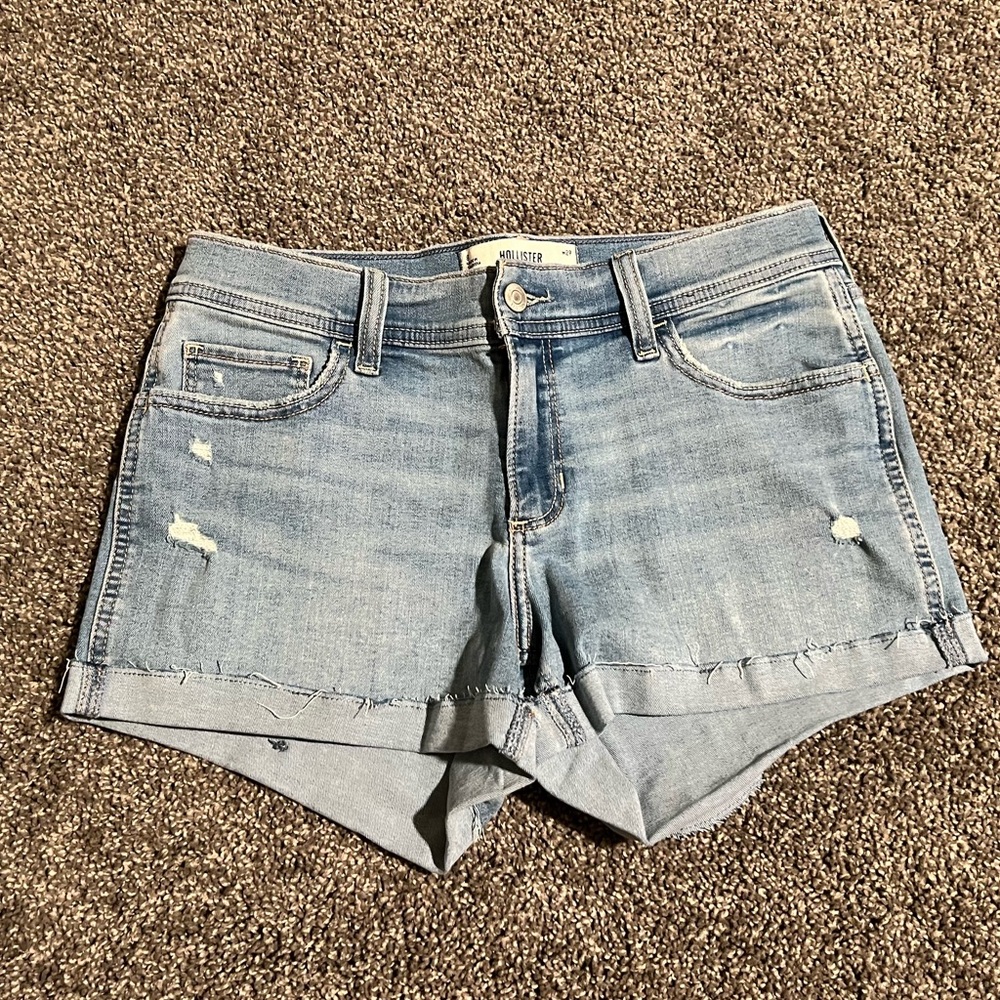 Hollister Classic Low-Rise Denim Light Wash Distressed Shortie Shorts